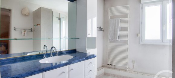 5 chambres Maison à Fontenay-sous-Bois, France No. 183262 6