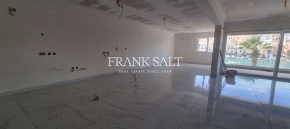 3 bedrooms Apartment in Marsaskala, Malta No. 1481 6