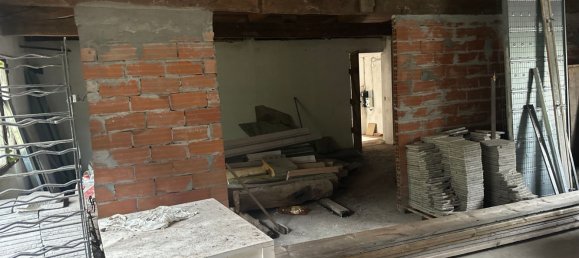 Дом с 5 комнатами в Перинальдо, Италия № 79850 19