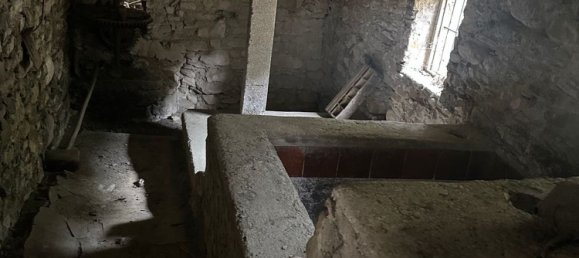 Дом с 5 комнатами в Перинальдо, Италия № 79850 10