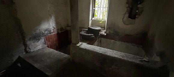 Дом с 5 комнатами в Перинальдо, Италия № 79850 8