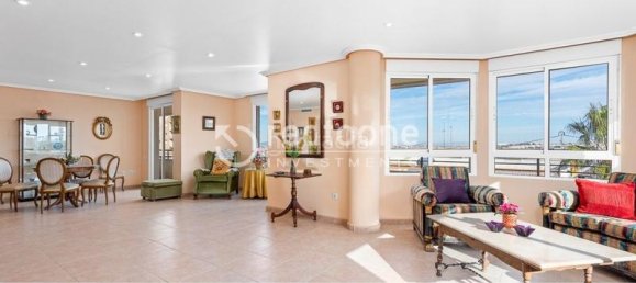5 bedrooms Apartment in Torrevieja, Spain No. 40806 40