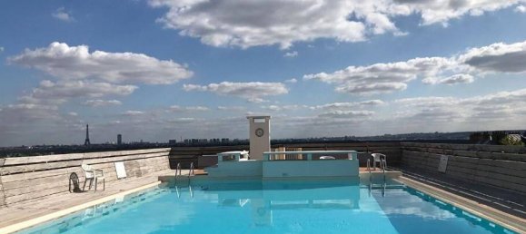 Apartamento de 3 dormitorios en Puteaux, France No. 164083 9