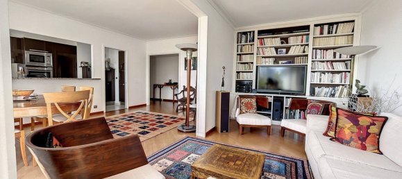 Apartamento de 3 dormitorios en Puteaux, France No. 164083 4