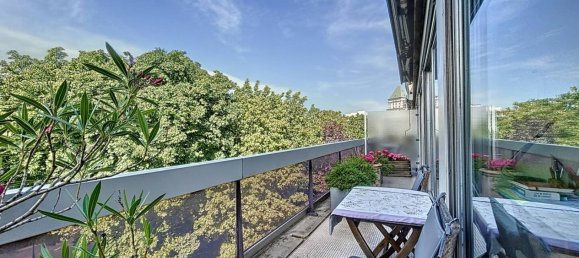 Apartamento de 3 dormitorios en Puteaux, France No. 164083 10