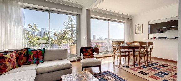 Apartamento de 3 dormitorios en Puteaux, France No. 164083 2