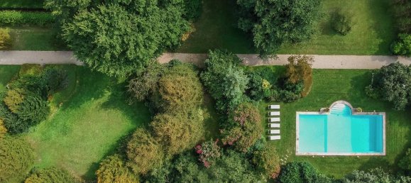 5 bedrooms Villa in Stra, Italy No. 173137 3