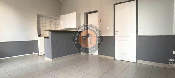 4 bedrooms Building in La Fere, France No. 90139 2