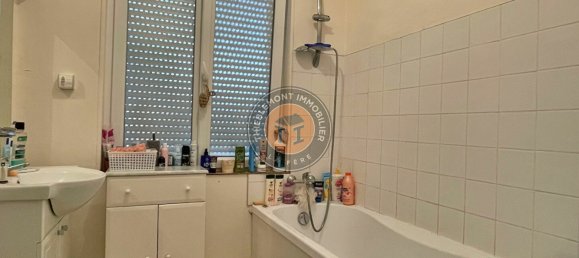 4 bedrooms Building in La Fere, France No. 90139 13