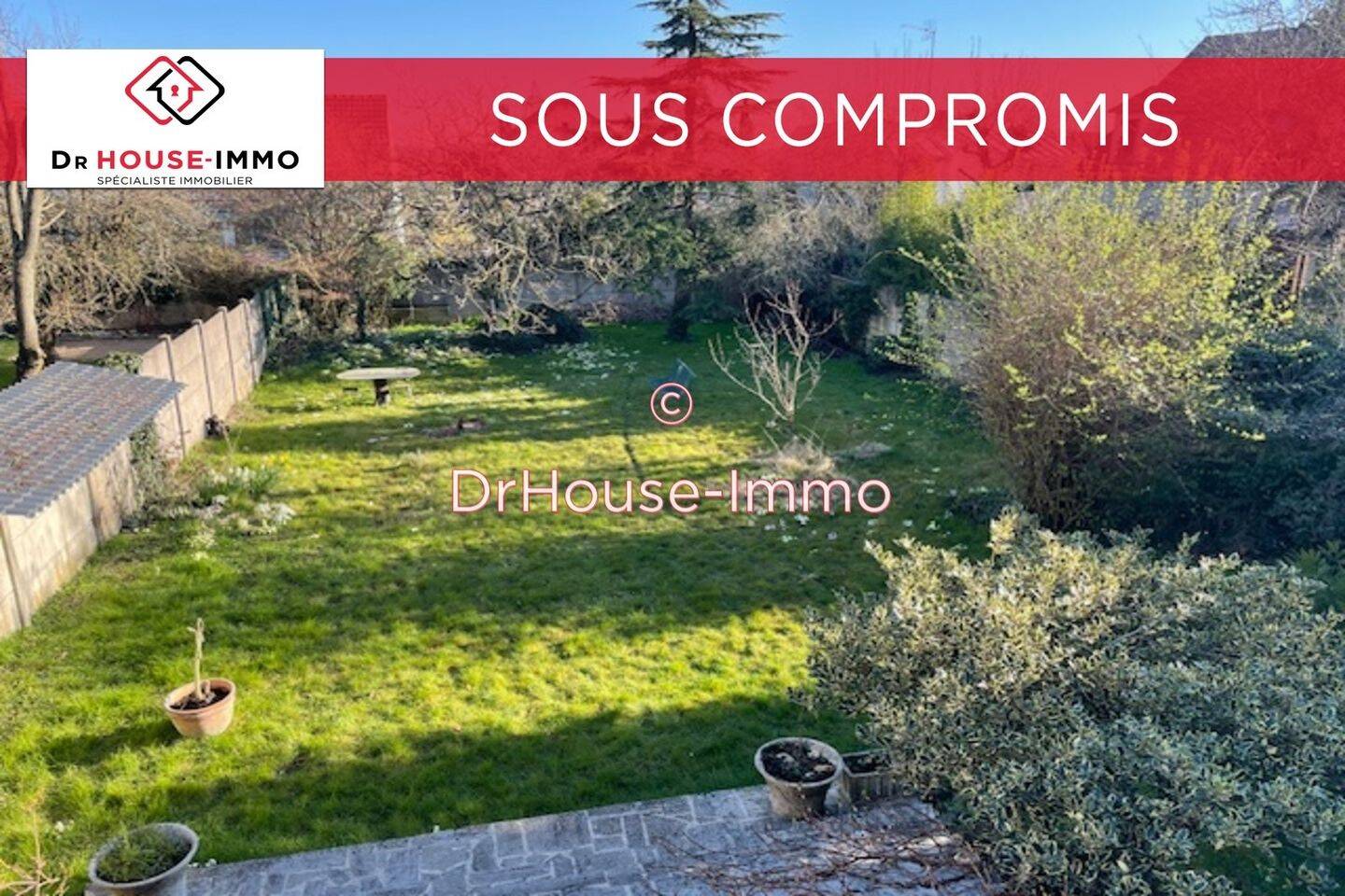 5 bedrooms Villa in Neuilly-Plaisance, France No. 175756