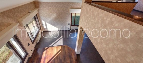 Villa T5 em Capiago Intimiano, Italy N.º 333053 27