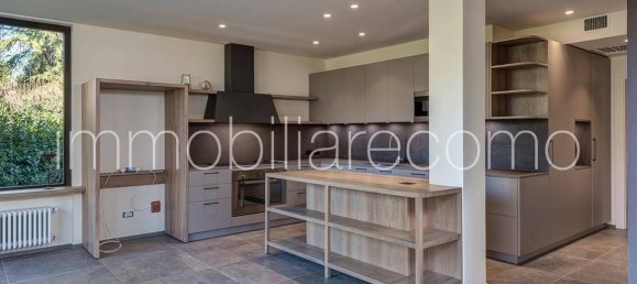 Villa T5 em Capiago Intimiano, Italy N.º 333053 17