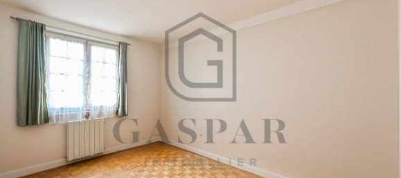 2 bedrooms House in Conches-en-Ouche, France No. 358955 11