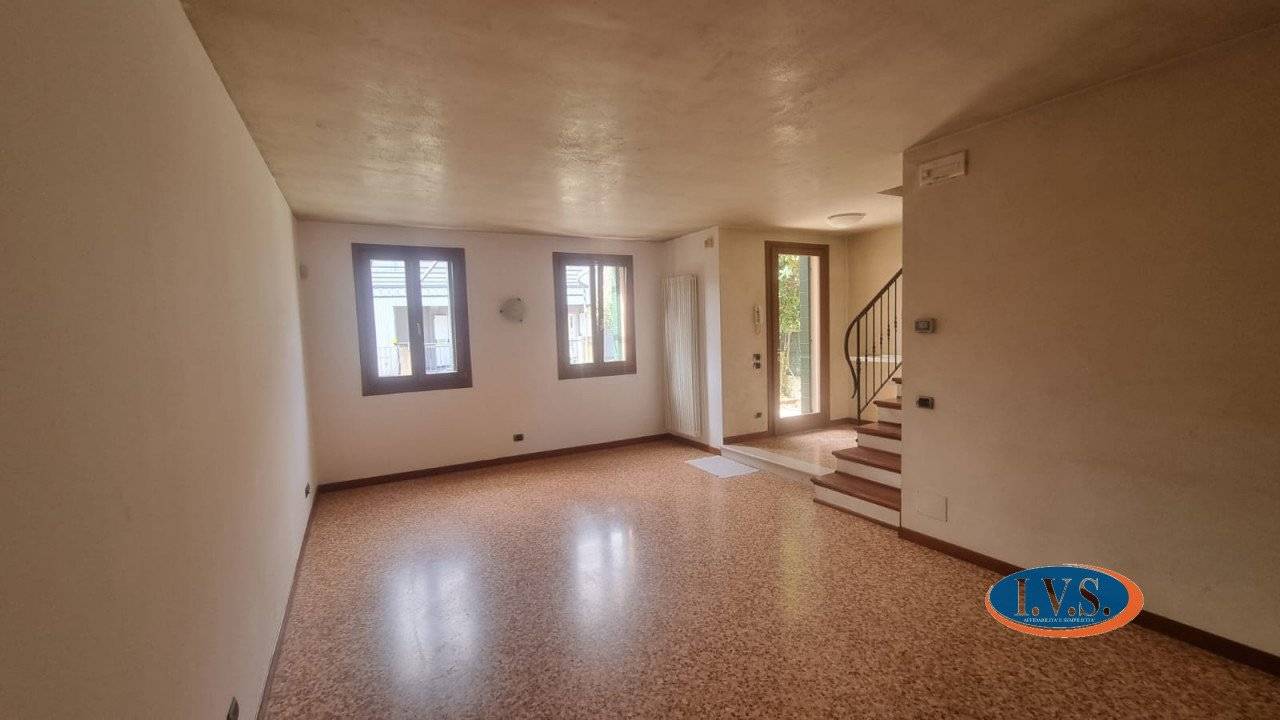 2 Schlafzimmer Villa in Cervarese Santa Croce, Italy, Nr. 261933