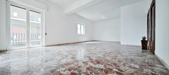 4 chambres Appartement à Messina, Italy No. 343691 10