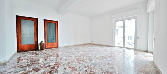 4 chambres Appartement à Messina, Italy No. 343691 4