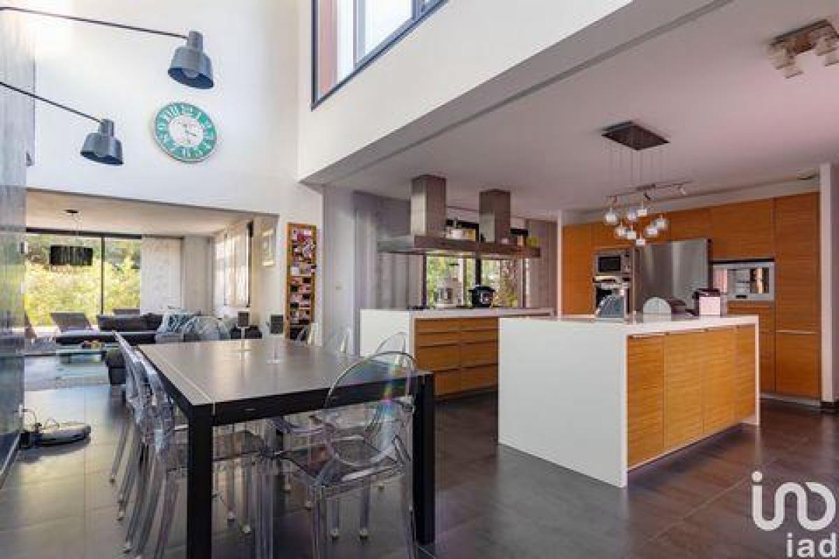 Casa de 5 dormitorios en Montpellier, France No. 27909