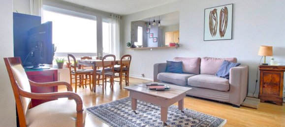 Apartamento de 1 dormitorio en Clichy, France No. 180815 2