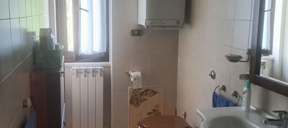 4 rooms House in Rocca di Botte, Italy No. 80038 14