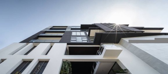 2 Schlafzimmer Stadthaus in Phra Khanong, Thailand, Nr. 65763 3