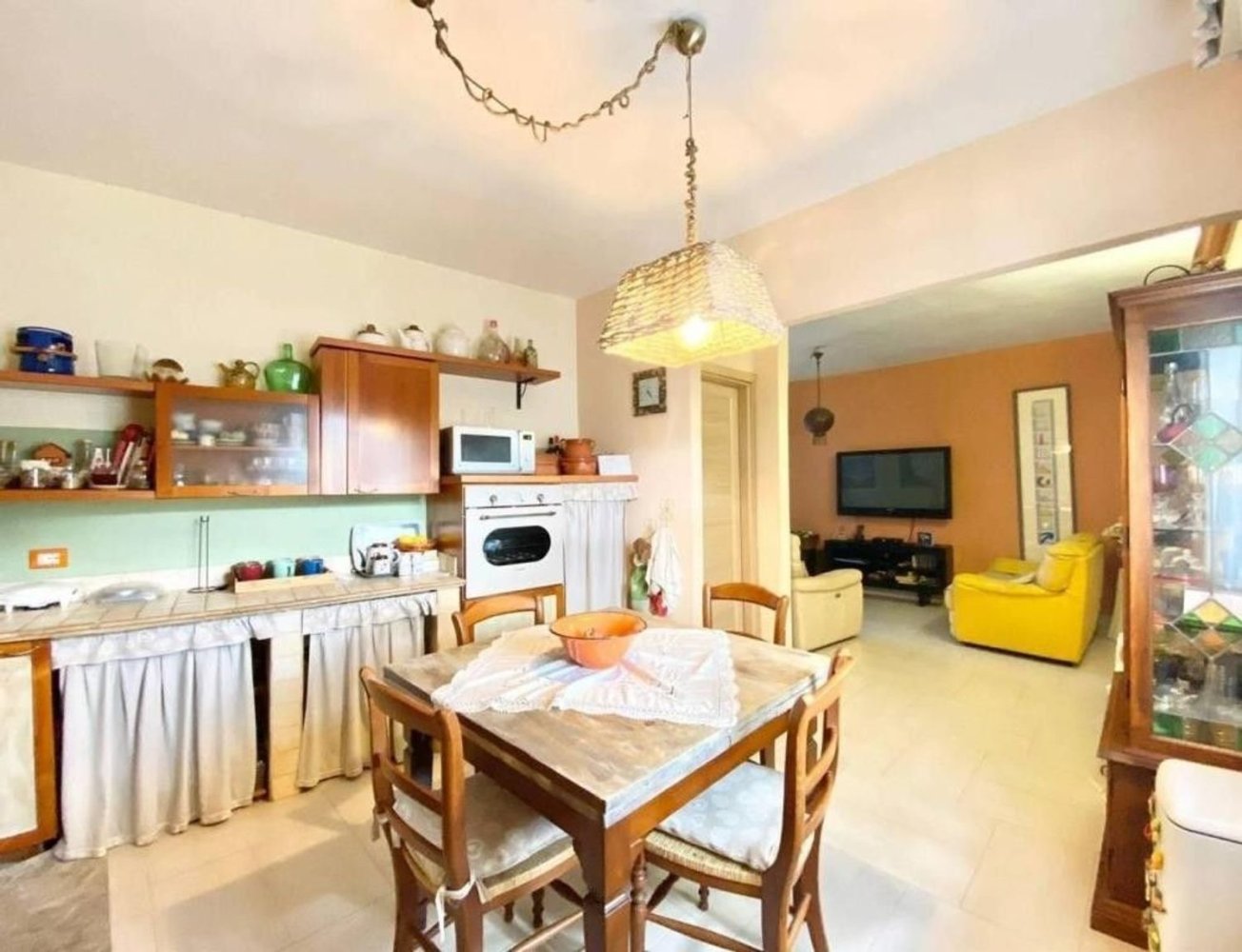 4-Zimmer Wohnung in Vezzano Ligure, Italy, Nr. 129431