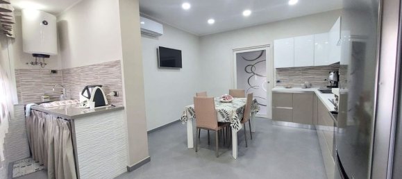 Квартира с 5 комнатами в Палермо, Италия № 267529 20