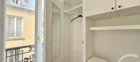 Studio in Paris, France, Nr. 319997 3