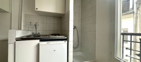 Studio in Paris, France, Nr. 319997 4