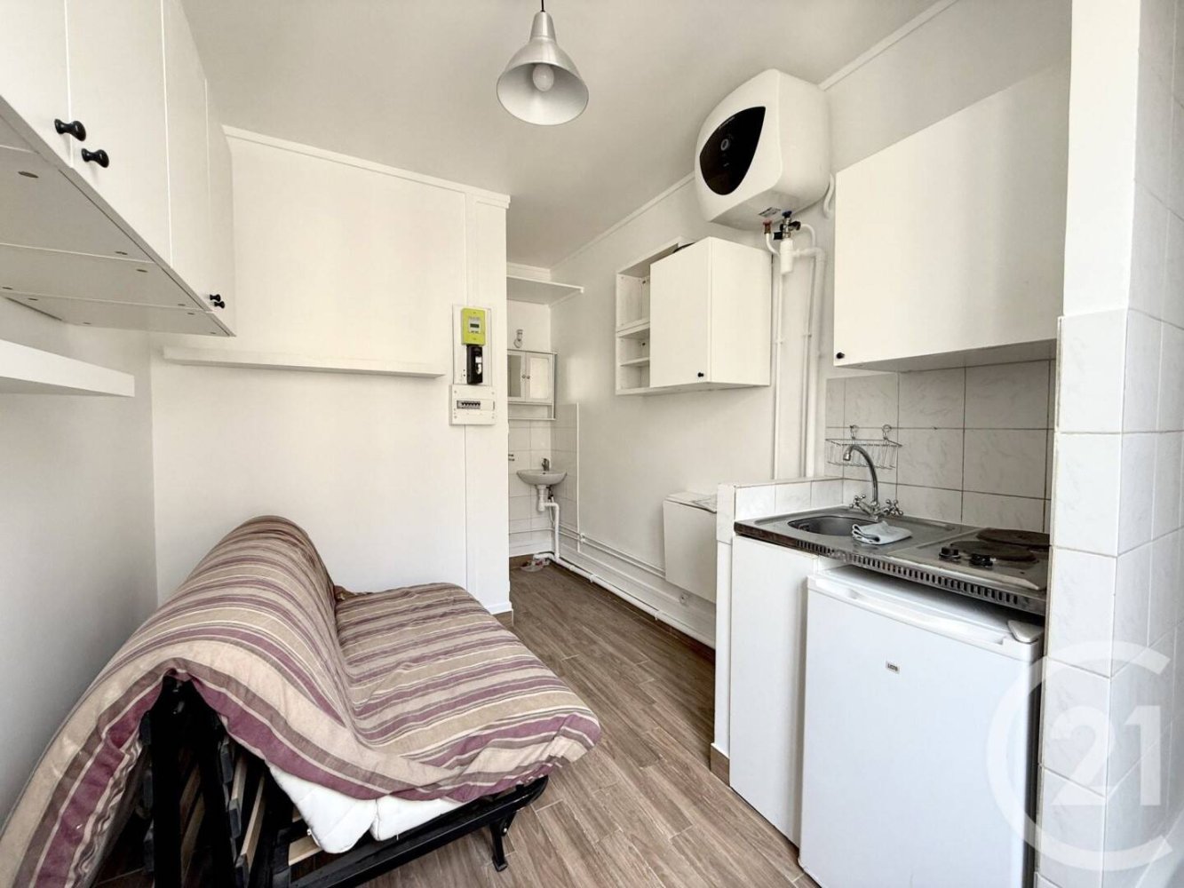 Studio in Paris, France, Nr. 319997