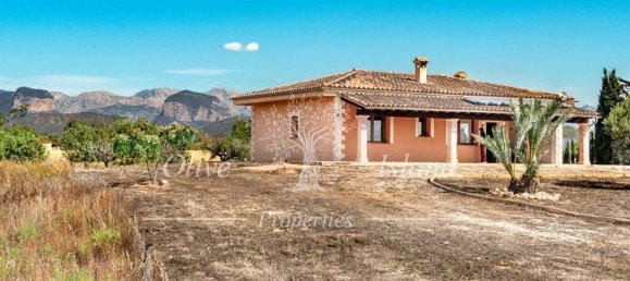 3 bedrooms House in Sencelles, Spain No. 143503 2