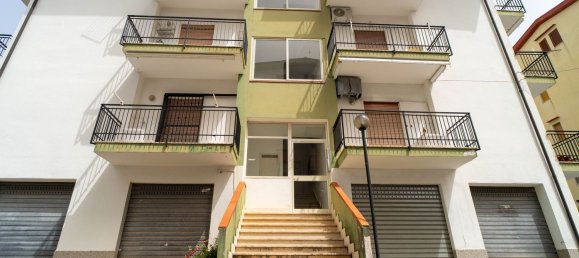 2 rooms Apartment in Scalea, Italy No. 104258 2