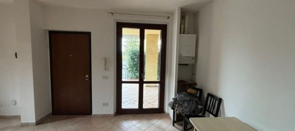3 rooms Apartment in Perugia, Italy No. 155758 3