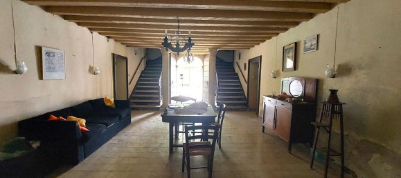 700m² Building in Valbrenta, Italy No. 376886 2