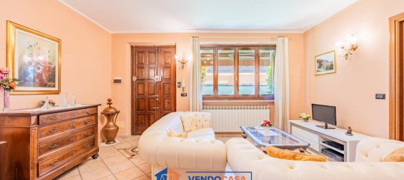 2 bedrooms Villa in Turin, Italy No. 265440 11