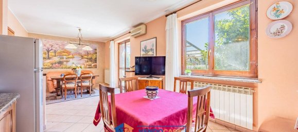 2 bedrooms Villa in Turin, Italy No. 265440 14