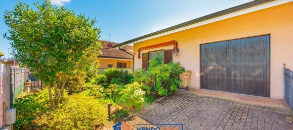 2 bedrooms Villa in Turin, Italy No. 265440 43