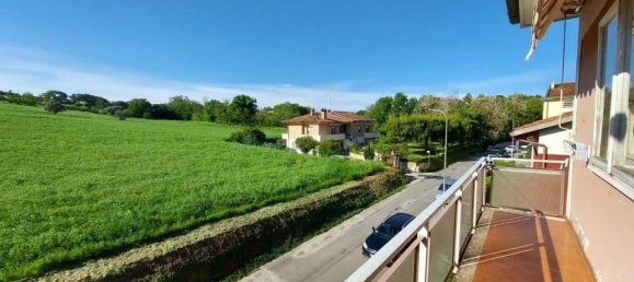 4-salle Appartement à Senigallia, Italy No. 134140 7