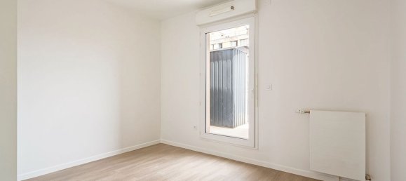 3 Schlafzimmer Wohnung in Bezons, France, Nr. 174805 9