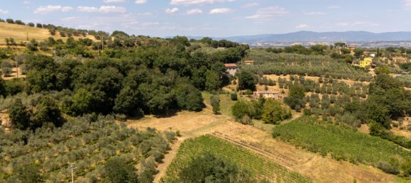 3 bedrooms House in Montepulciano, Italy No. 304993 9