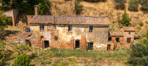 3 bedrooms House in Montepulciano, Italy No. 304993 3