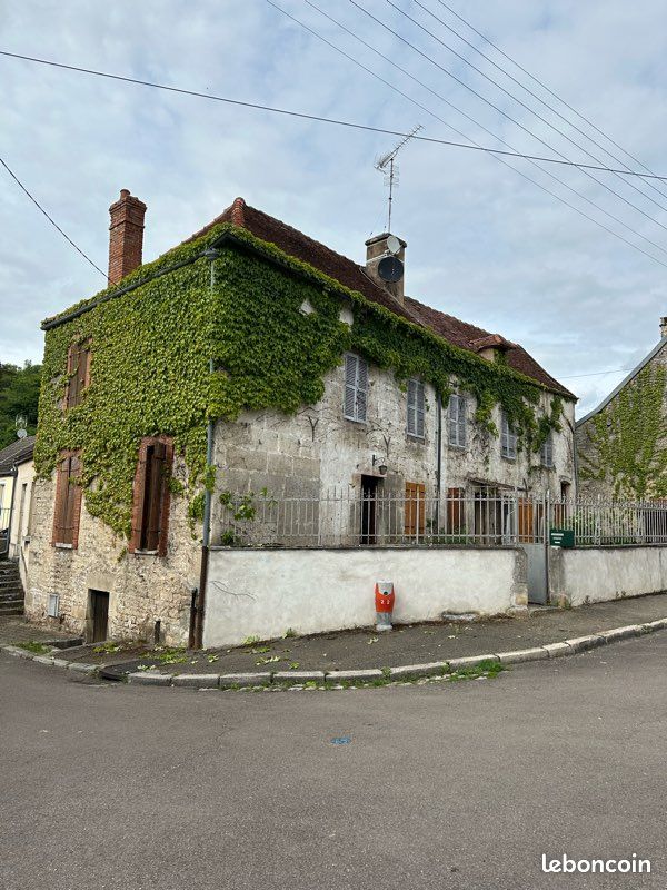 5 Schlafzimmer Haus in Montbard, France, Nr. 323623