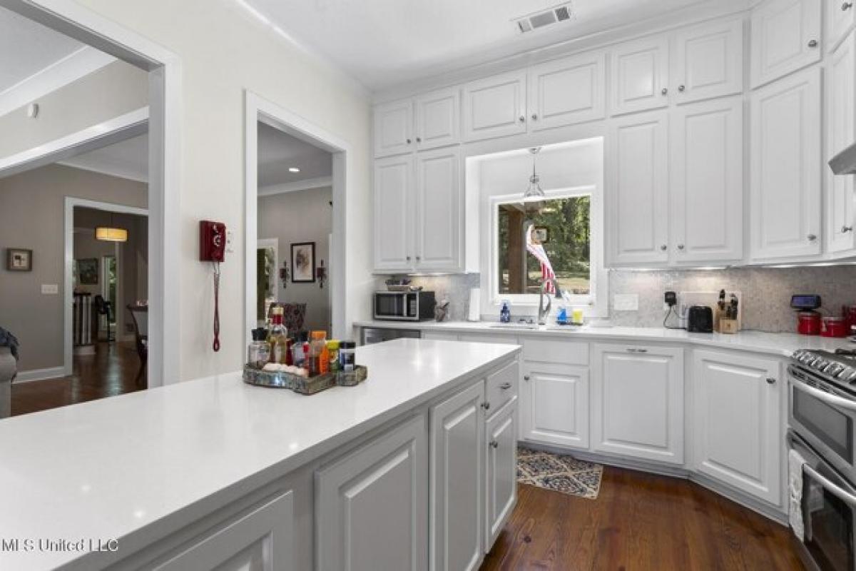 Дом с 4 спальнями в Madison, США № 285847