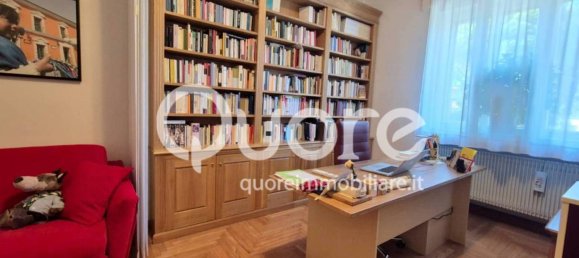 2 bedrooms Apartment in Udine, Italy No. 376561 2