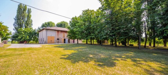 6-Zimmer Haus in San Giovanni in Persiceto, Italy, Nr. 381980 4