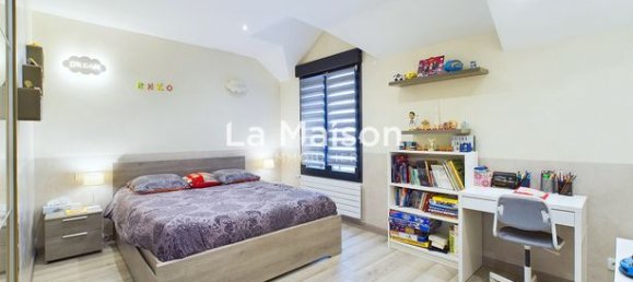 4 bedrooms House in Aulnay-sous-Bois, France No. 314665 12