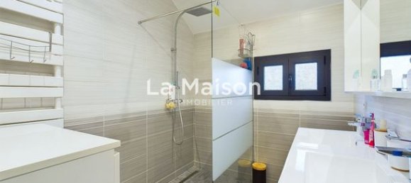 4 bedrooms House in Aulnay-sous-Bois, France No. 314665 14