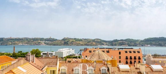 3 bedrooms Penthouse in Lisbon, Portugal No. 102104 3