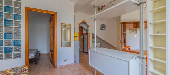 2 rooms Apartment in Ciampino, Italy No. 294307 4