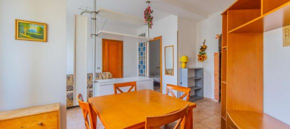 2 rooms Apartment in Ciampino, Italy No. 294307 3