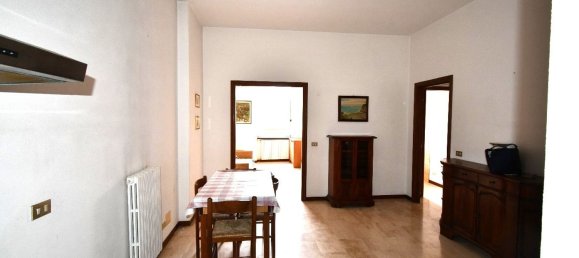 3 rooms Apartment in Chiavari, Italy No. 271860 2